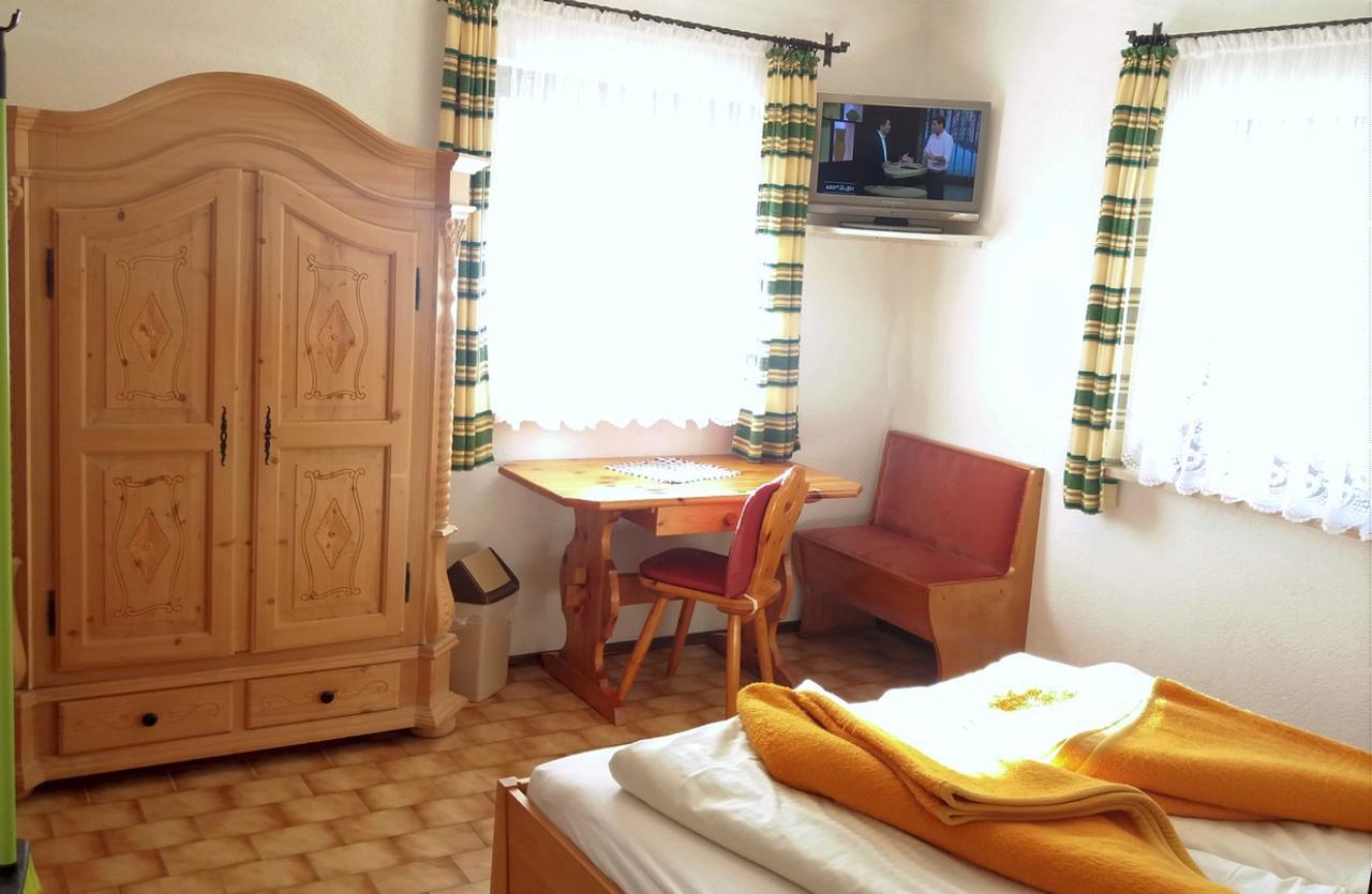 Camping Alpenwelt Hotel Tannheim Exterior photo